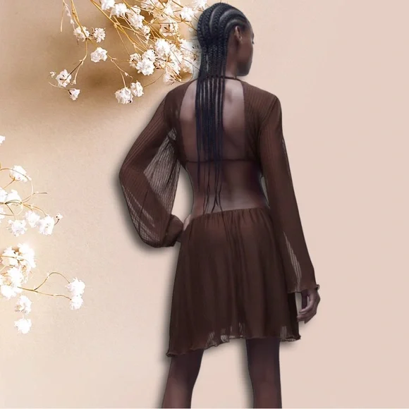 NWT ZARA CUTOUT PLEATED MINI DRESS - Picture 3 of 6